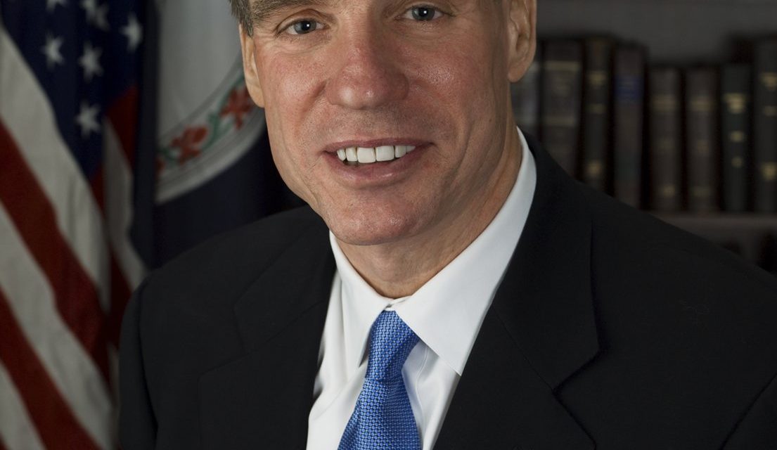 Warner, 21 other senators call for limits on Insurrection Act