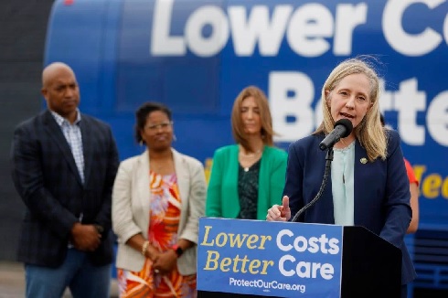 Health care, Democratic politics in focus as bus tour hits Richmond