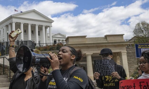VCU students protest Youngkin’s request to review racial literacy course