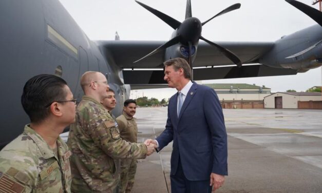 Governor Glenn Youngkin Visits Ramstein Air Base and Meets with Virginia Servicemembers
