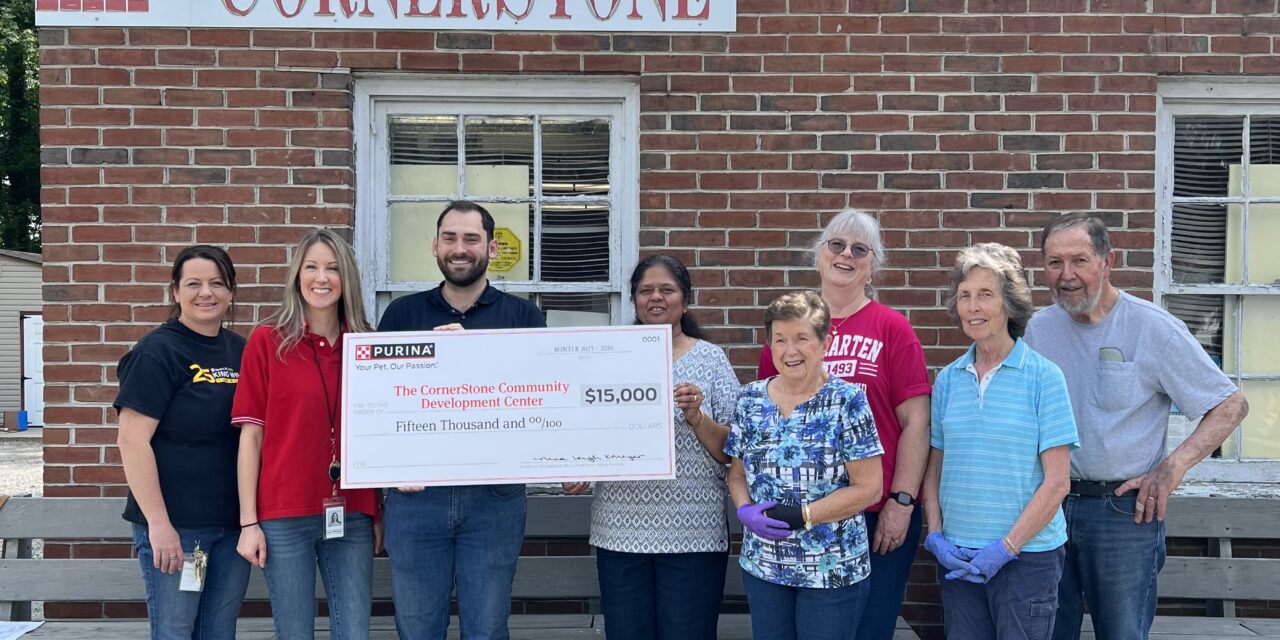 Purina delivers $30,000 in donations to two non-profits in Central Virginia