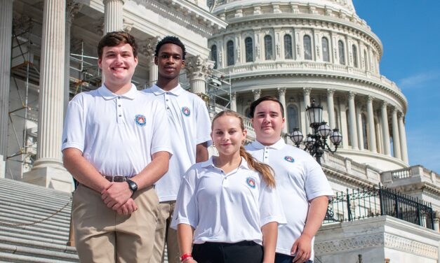 Local Students Represent Rappahannock Electric Cooperative during D.C. Youth Tour