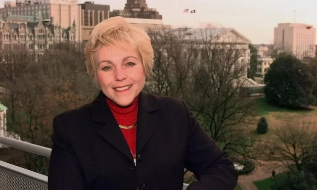 Roxane Gilmore, former first lady of Virginia, dies at age 70