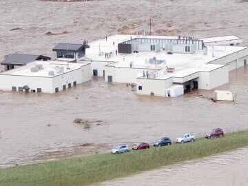 1 dead in Virginia; 54 patients rescued from Tennessee hospital roof