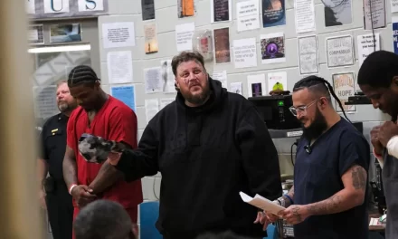 Jelly Roll visits addiction recovery program at Chesterfield Jail