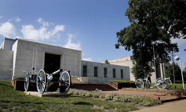 Bill to end Confederate groups’ tax break heads to Youngkin