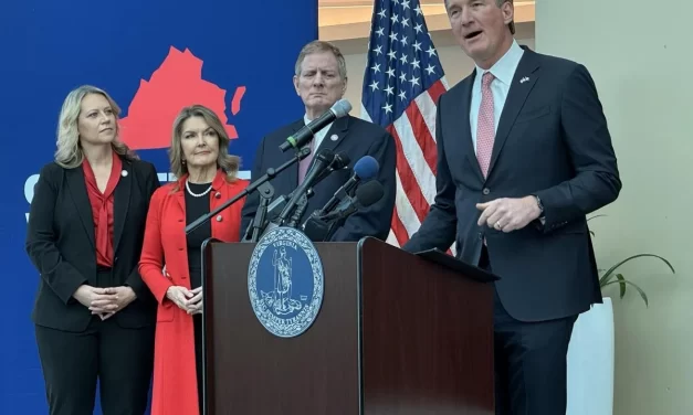 Youngkin extends hand to federal workers, but stands by Trump