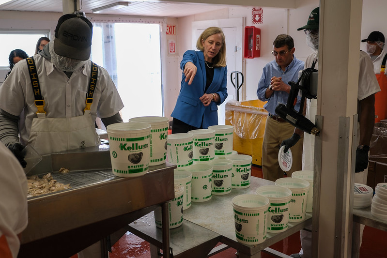Spanberger Talks Coastal Virginia’s Economy, Tours Northern Neck Seafood Plant