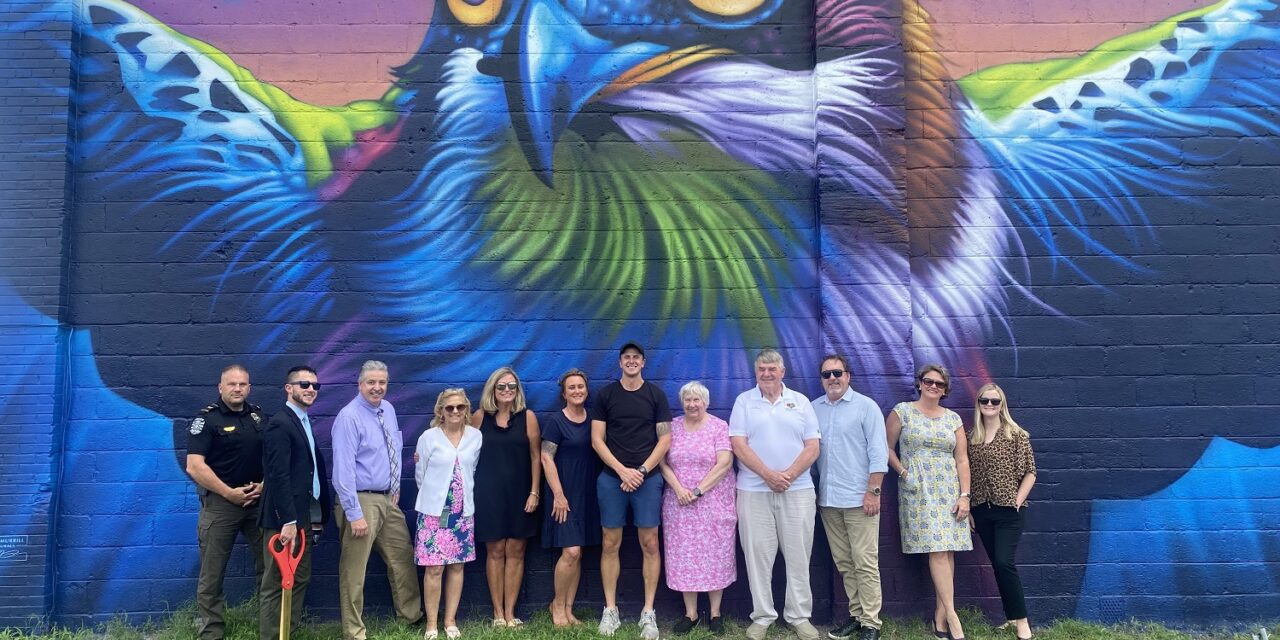 TOWN OF WARSAW HOLDS RIBBON CUTTING FOR NEW MURAL