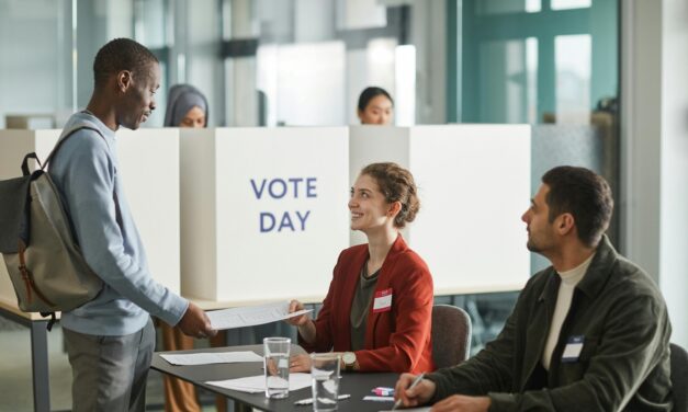 Spanberger orders no late purge of voter rolls