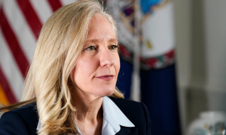 Spanberger draws ‘line in the sand,’ instructs state law enforcement to stop working for ICE