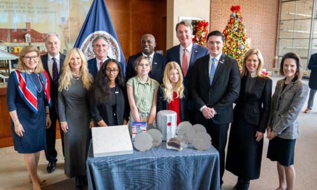 Governor Glenn Youngkin and First Lady Suzanne S. Youngkin, alongside UK Leadership, Present a ‘Twin’ Time Capsule to the US Department of the Interior in Celebration of America’s 250th Anniversary