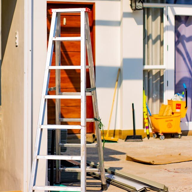 Before You Climb: Ladder Safety Starts on the Ground