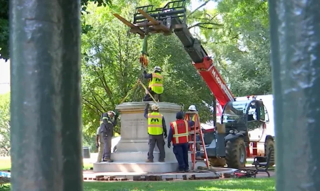 Virginia removes three Confederate memorials